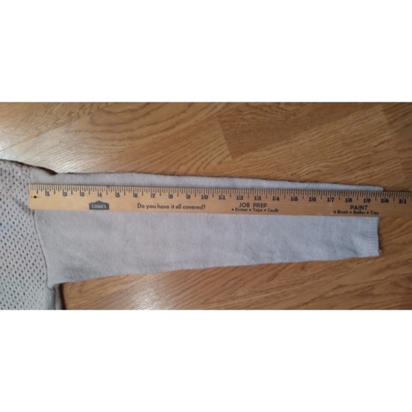 Gray waffle front fly away cardigan size S - Picture 7 of 9